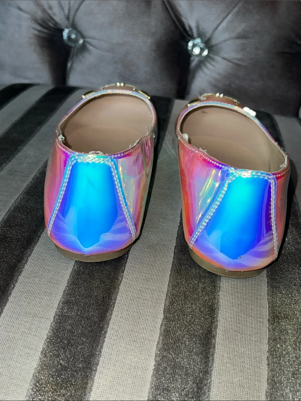 Holographic Iridescent Cat Face Studded Flat Shoes Sz 6.5 🐱